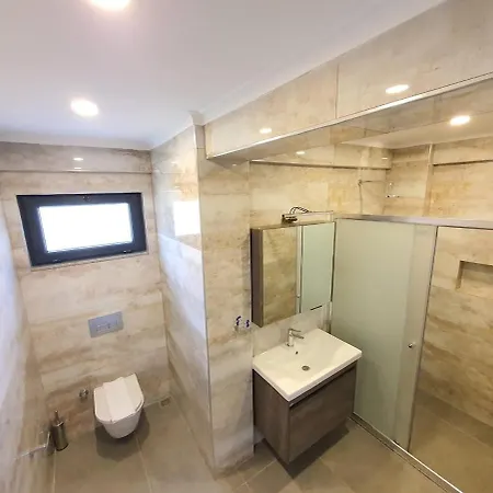 With Sea View And Heated Pool Mariposa Vilă *