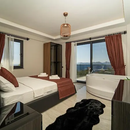 Vilă With Sea View And Heated Pool Mariposa Fethiye