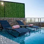 With Sea View And Heated Pool Mariposa Fethiye