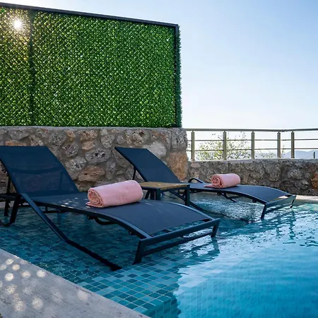 With Sea View And Heated Pool Mariposa Fethiye